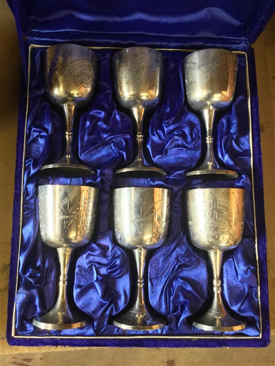 6 plated wine goblets